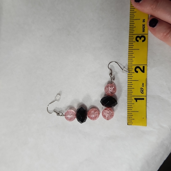 5/$25🌴Handmade "Date Night"  Pink Crystal & Geometeric Bead Earrings - Picture 2 of 2